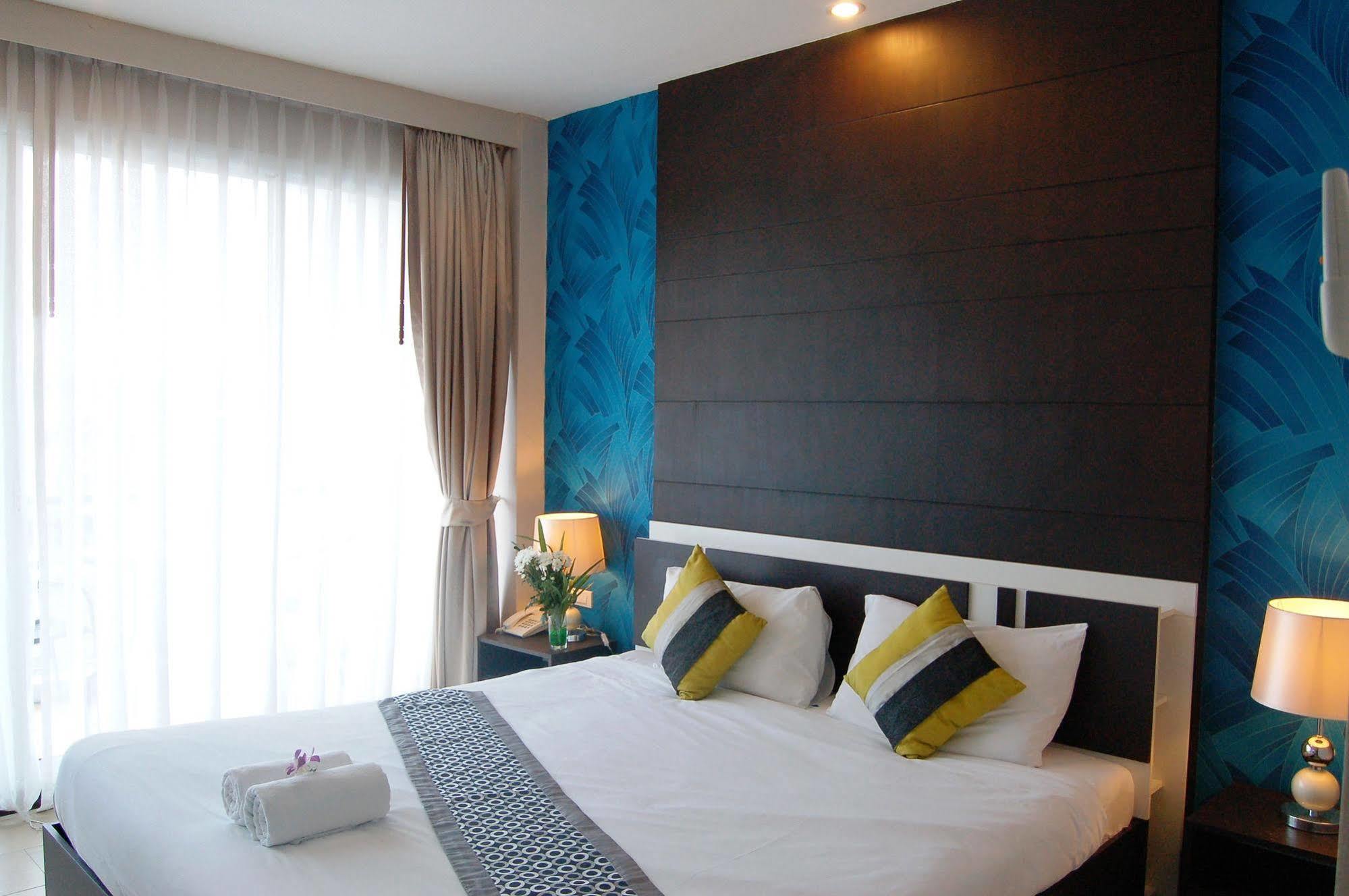 The Circle Residence Jomtien Beach Exterior photo