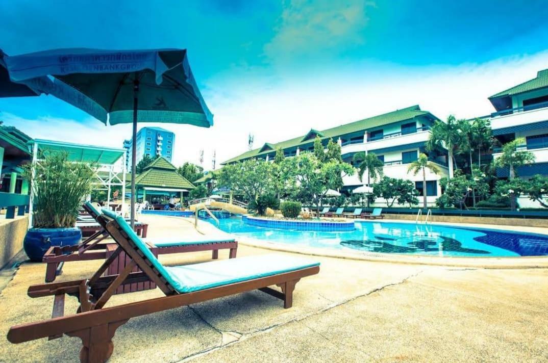 The Circle Residence Jomtien Beach Exterior photo